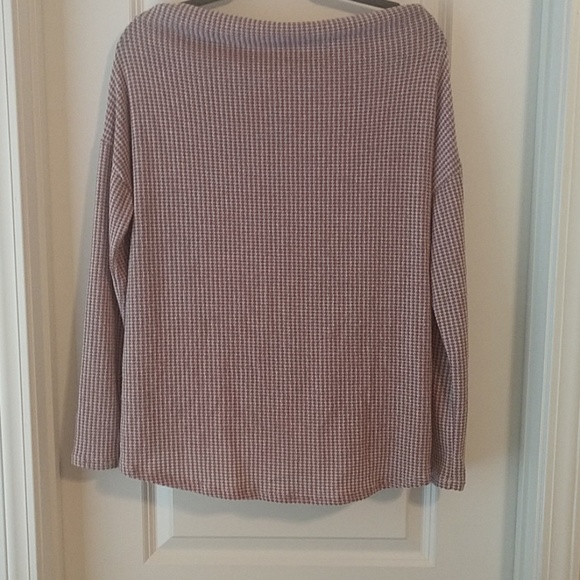 NWOT MTS off shoulder shirt Sz Large - Picture 2 of 5